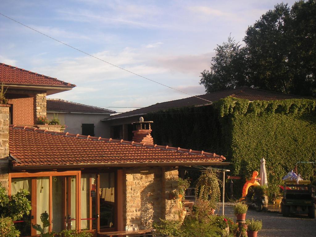 Agriturismo Gallo Cortemilia Exterior photo